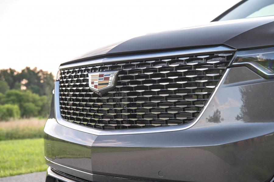 Детали экстерьера Cadillac XT6 Luxury 2019 года  (фото 15 из 39)